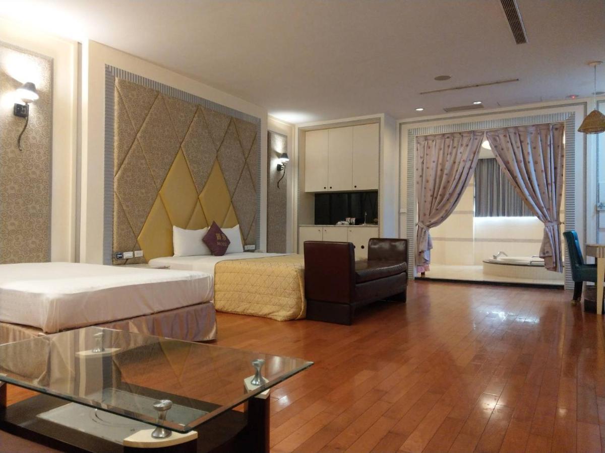 Lisa Motel Kaohsiung Luaran gambar