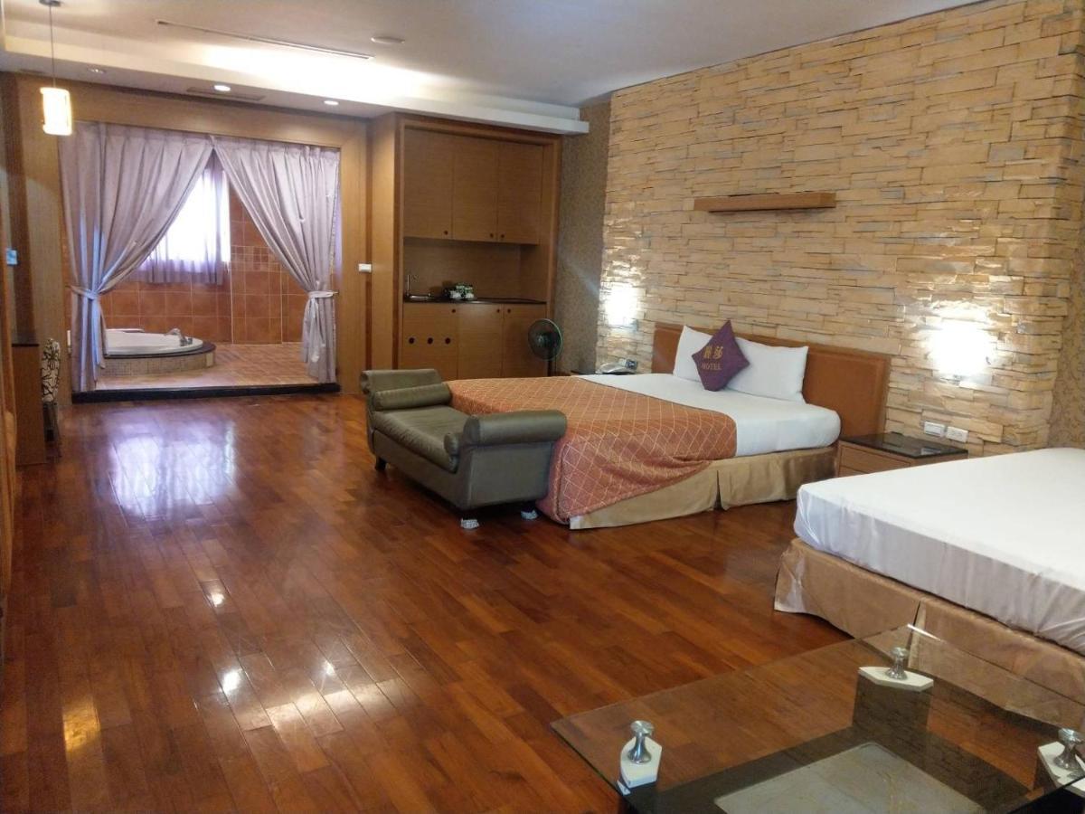 Lisa Motel Kaohsiung Luaran gambar