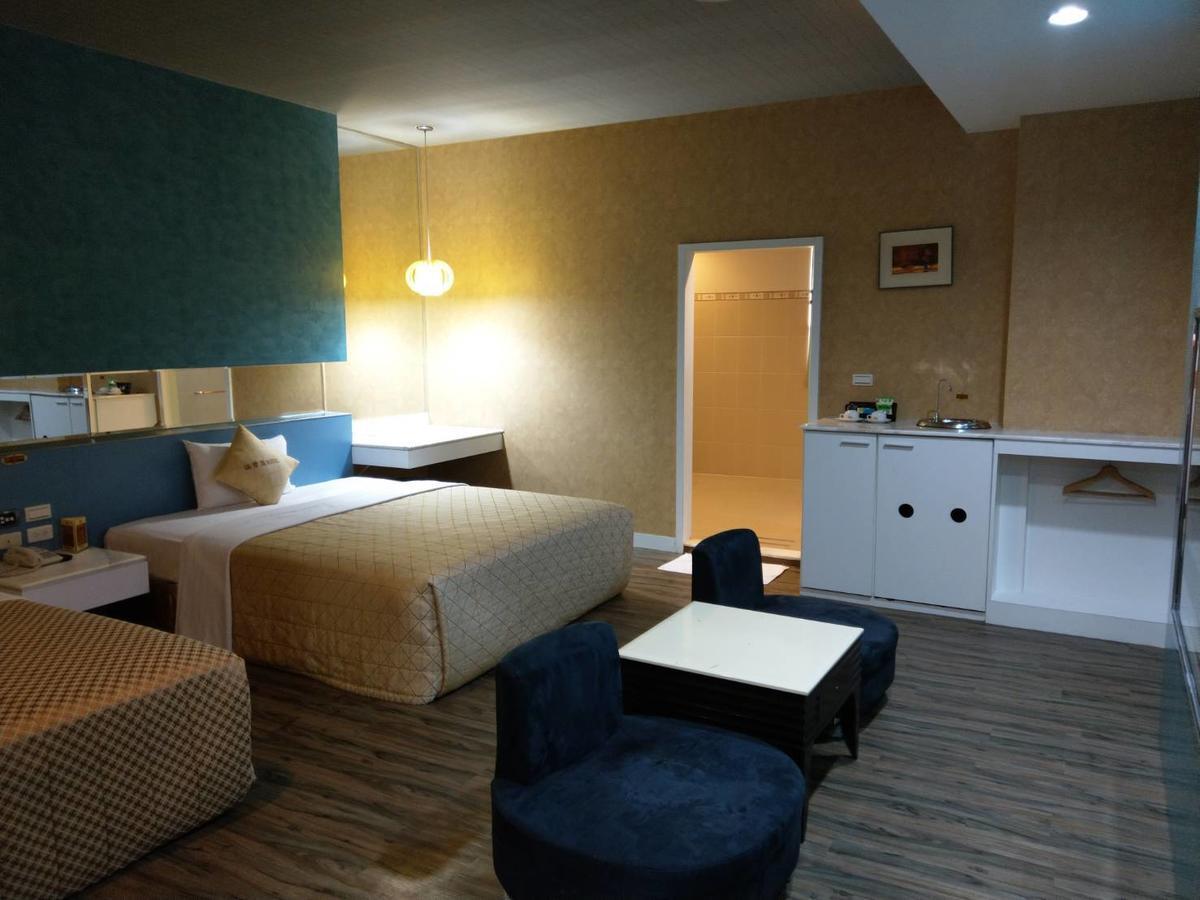 Lisa Motel Kaohsiung Luaran gambar